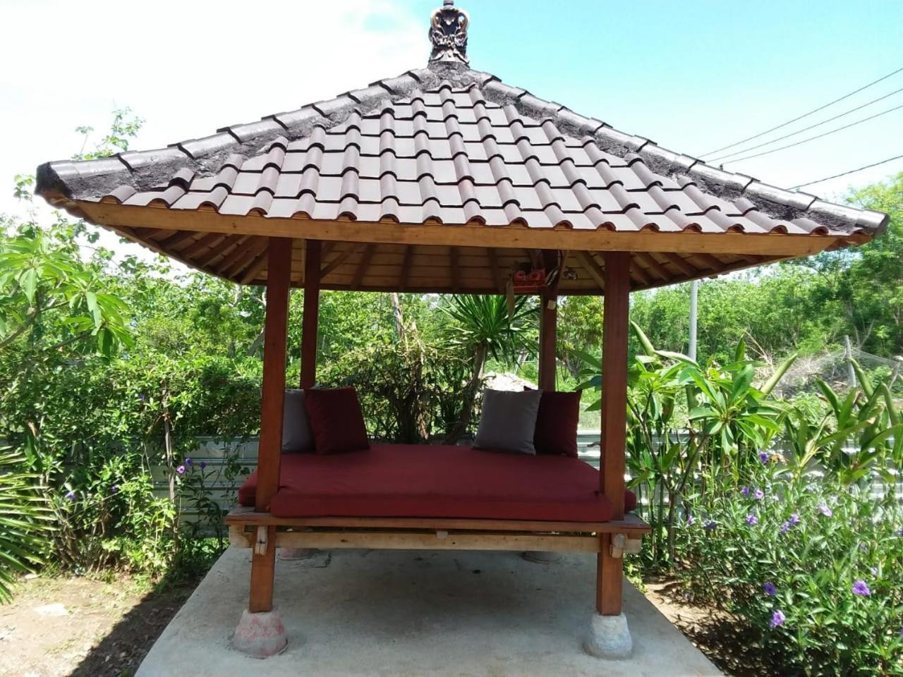 Uma Hostel Lembongan Экстерьер фото