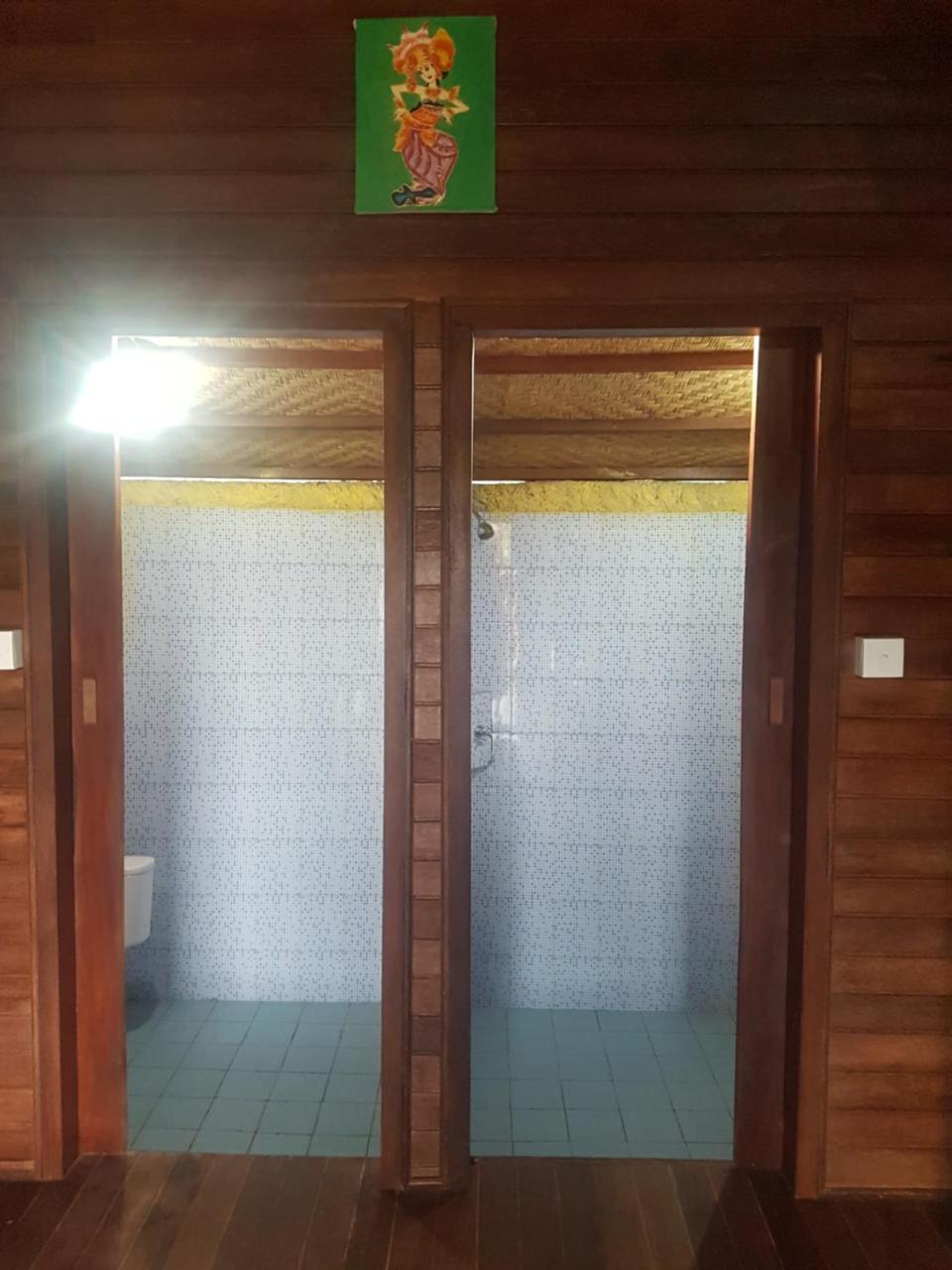 Uma Hostel Lembongan Экстерьер фото